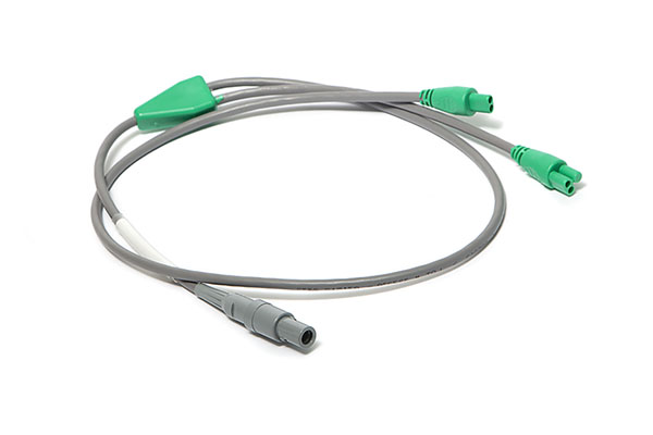 Electrical adaptor lead for dual heated wire breathing systems for the MR730™ humidifier